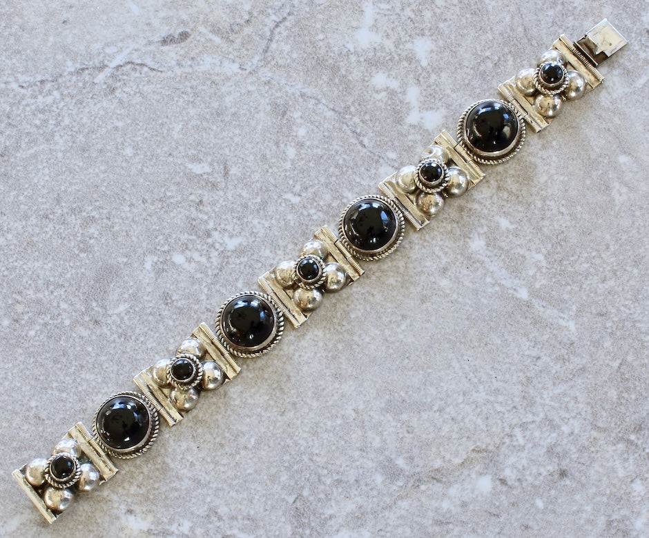 Vintage Onyx & Sterling Silver Reticulated Bracelet with Box Clasp